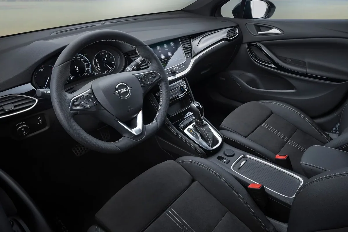 Opel Astra po liftingu