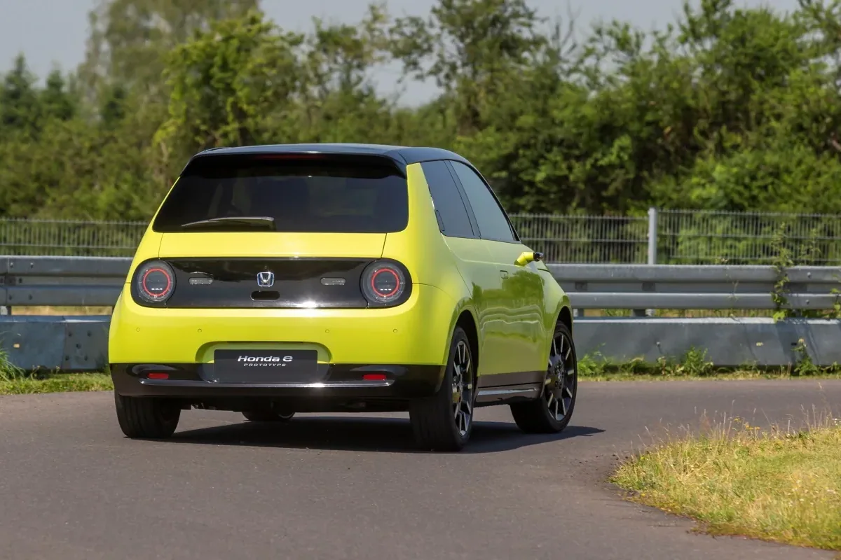Honda e