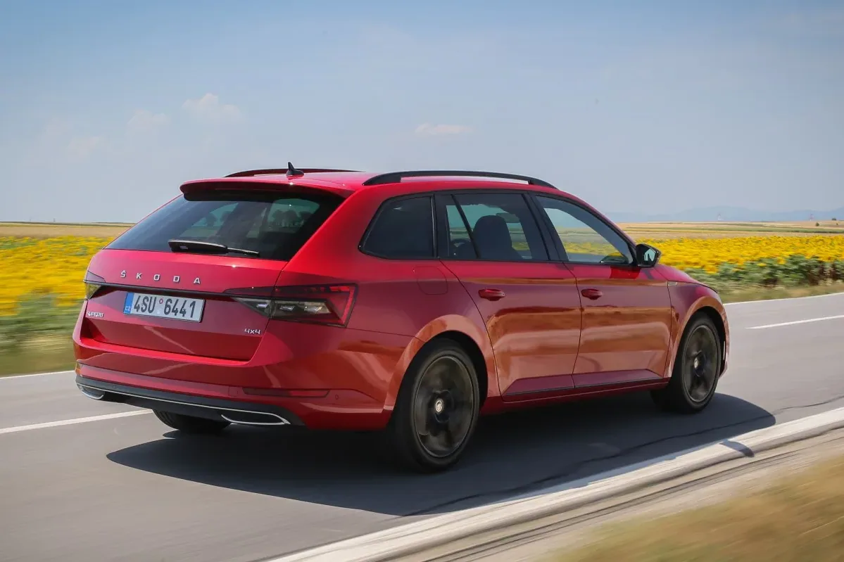 Skoda Superb Combi