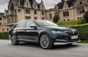 Skoda Superb po modernizacji. Polskie ceny — zdjęcie 4