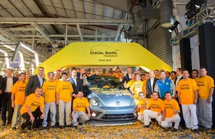 Koniec produkcji Garbusa! To ostatni VW Beetle. — zdjęcie 2