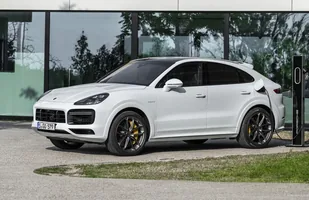 Porsche Cayenne Turbo S E-Hybrid. Nowa, topowa wersja — zdjęcie 3