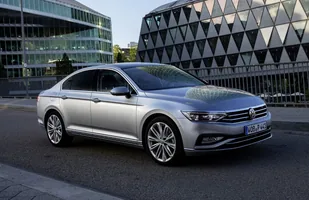 Volkswagen Passat w nowej, tańszej wersji — zdjęcie 1