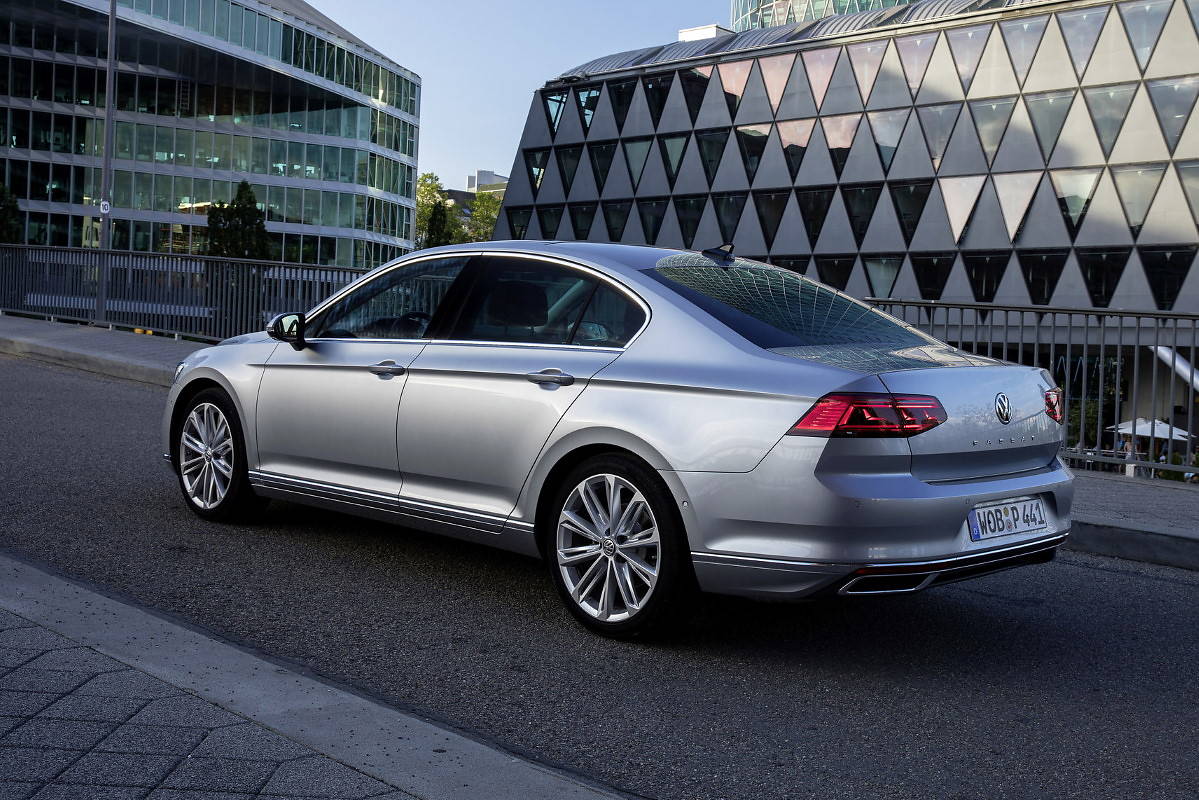 Volkswagen Passat w nowej, tańszej wersji