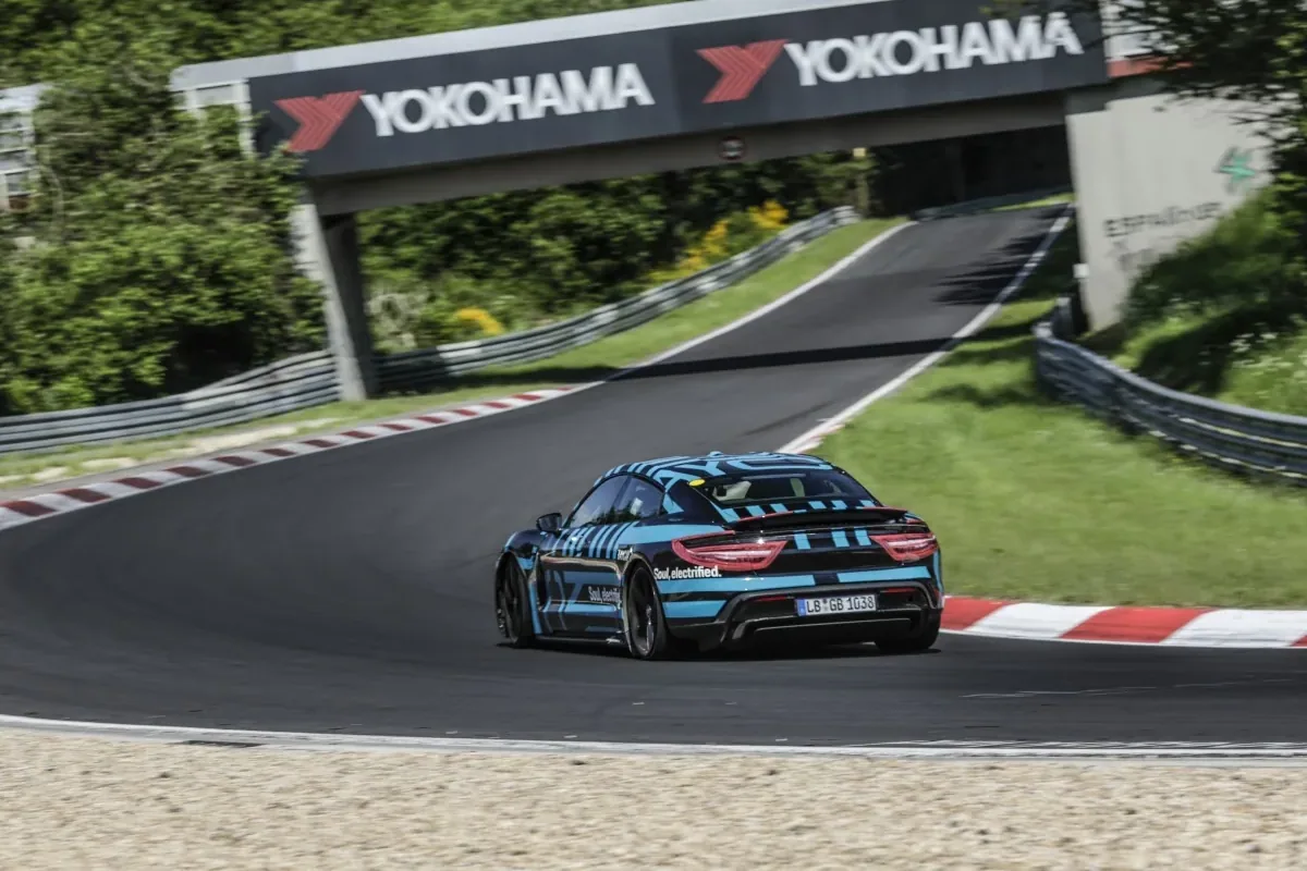 Porsche Taycan