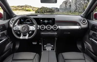 Mercedes-AMG GLB 35 4Matic — zdjęcie 7