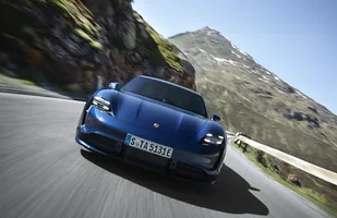 Porsche Taycan oficjalnie pokazane! — zdjęcie 6