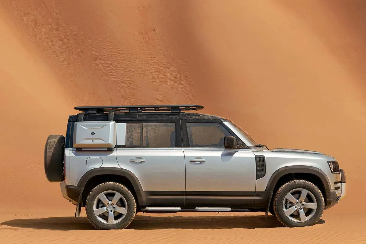 Land Rover Defender 2020