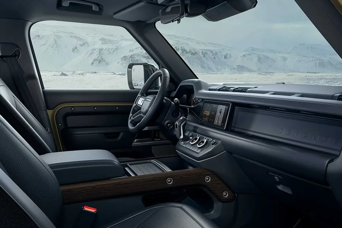 Land Rover Defender 2020