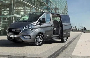Ford we Frankfurcie. Całkowicie "elektryczne" stoisko! — zdjęcie 3