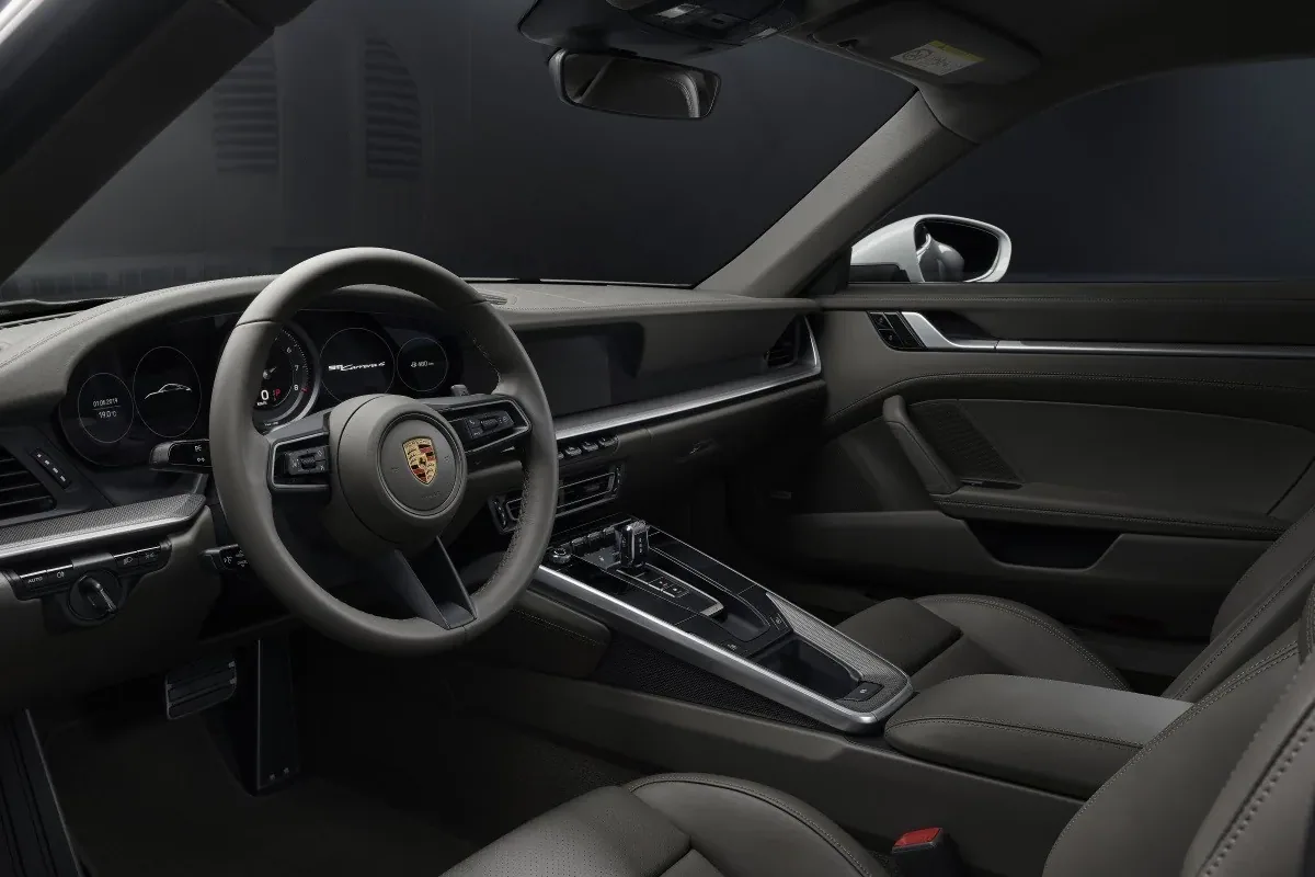 Porsche 911 Carrera 4
