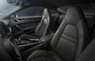 Porsche 911 Carrera 4. Z napędem na wszystkie koła — zdjęcie 4