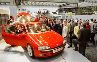 Historia IAA z Oplem w tle