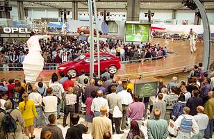 Historia IAA z Oplem w tle