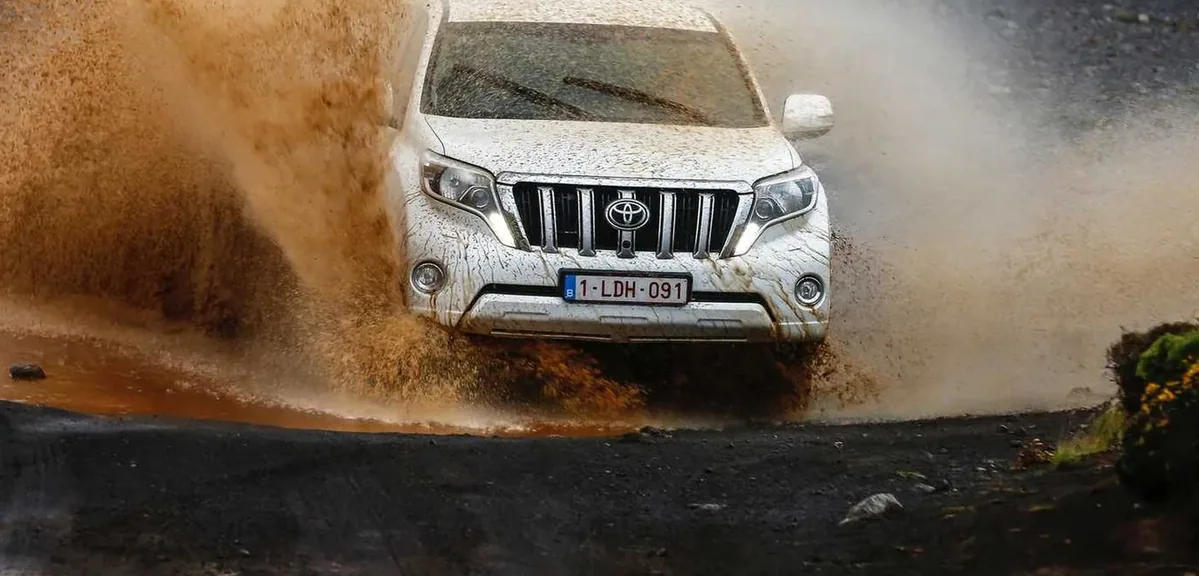 10 mln Toyoty Land Cruiser