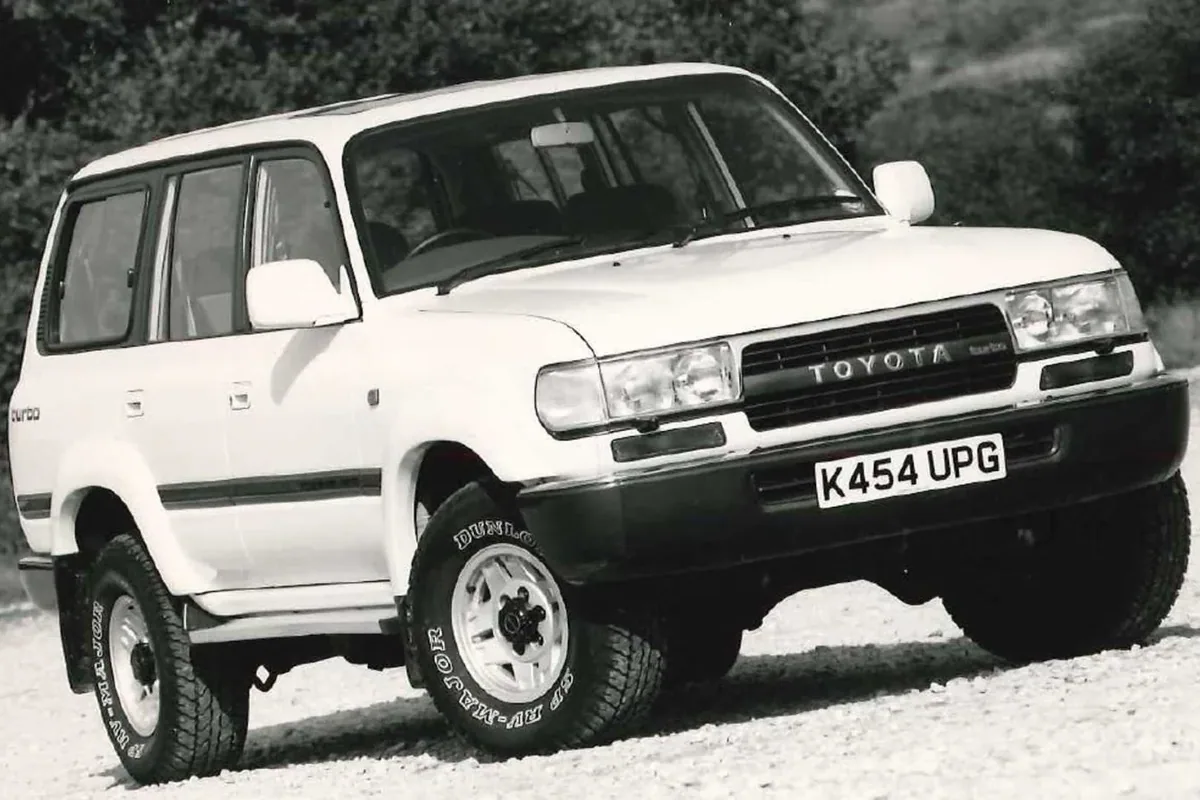 10 mln Toyoty Land Cruiser