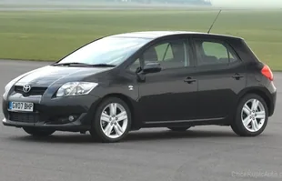 To już koniec Toyoty Auris. Wraca stare... — zdjęcie 8