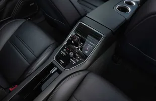 Porsche Panamera 10 Years Edition — zdjęcie 4