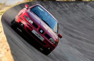 Seat Leon ma 20 lat — zdjęcie 2