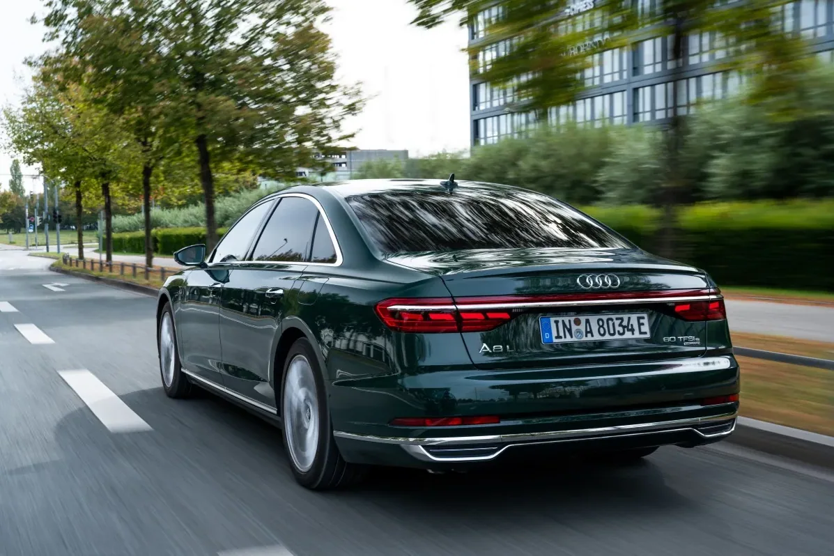 Audi A8 L 60 TFSI e quattro