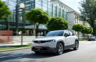 Mazda MX-30. Pierwsza na prąd! — zdjęcie 4