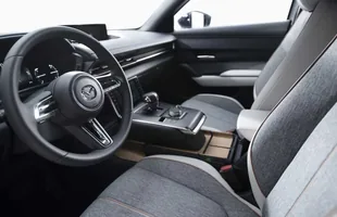 Mazda MX-30. Pierwsza na prąd! — zdjęcie 10