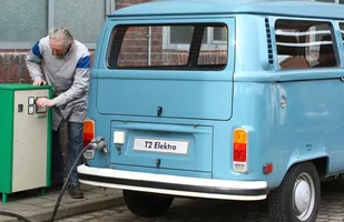 Volkswagen T2 na prąd. Słyszałeś o nim? — zdjęcie 4