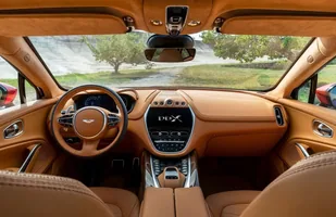 Aston Martin DBX — zdjęcie 3