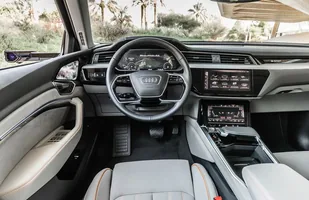 Audi e-tron z większym zasięgiem — zdjęcie 4