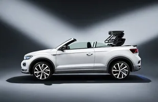 Volkswagen T-Roc Cabriolet w produkcji — zdjęcie 3