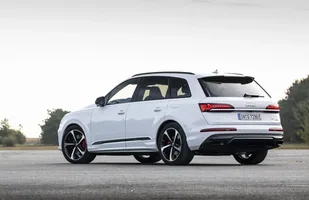 Audi Q7 TFSI e. Hybryda plug-in — zdjęcie 4