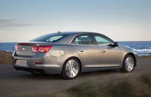Chevrolet Malibu rywalem Passata — zdjęcie 6