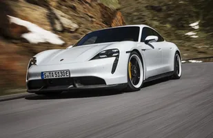 Porsche Taycan wkrótce w salonach — zdjęcie 2