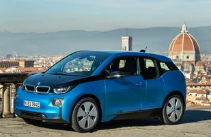 BMW i3 ma już sześć lat. A sprzedaż rośnie — zdjęcie 2
