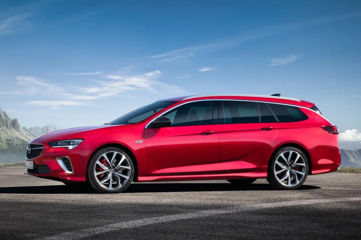 Opel Insignia GSi
