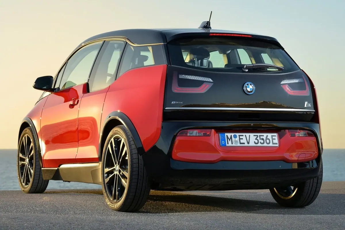 BMW i3 s