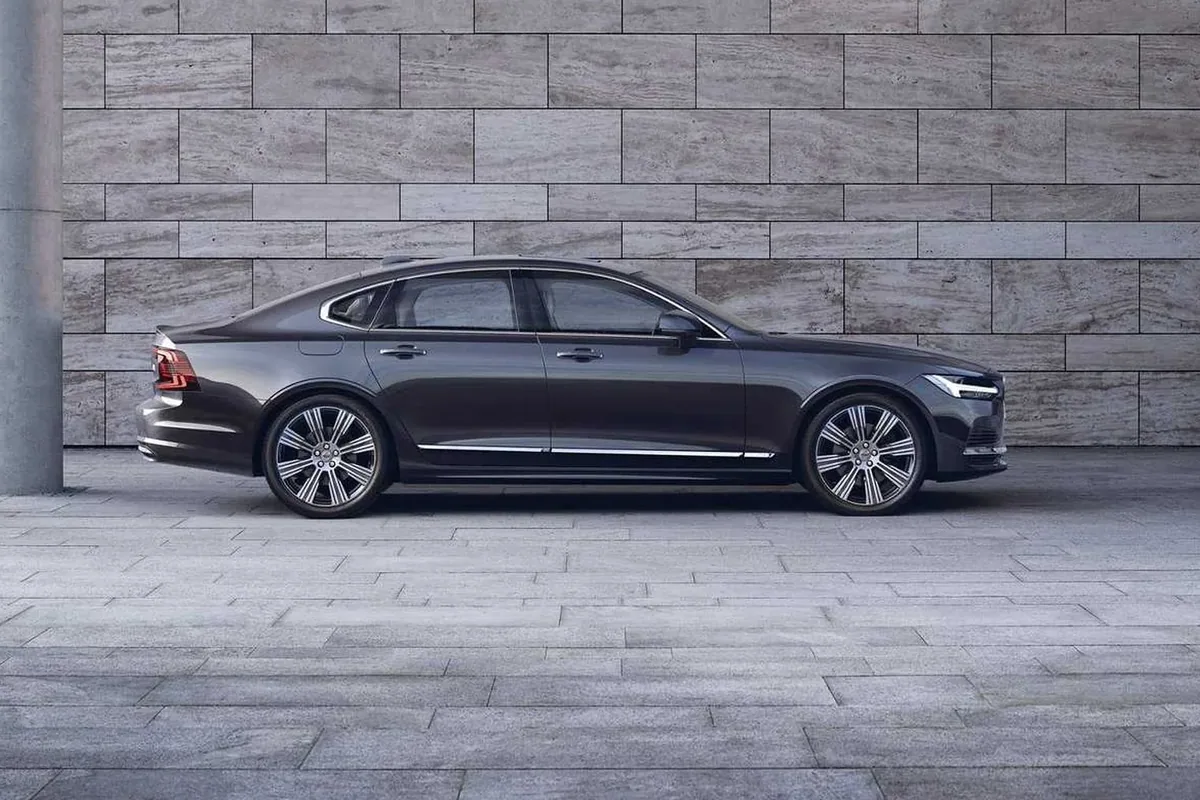 Volvo S90
