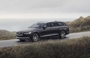 Volvo S90 i V90 po liftingu — zdjęcie 8