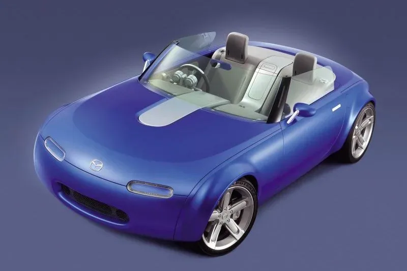 Koncepcyjna Mazda Ibuku