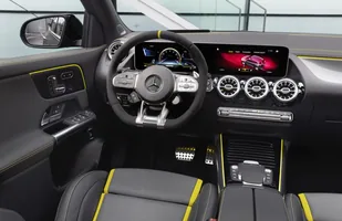 Mercedes-AMG GLA 45 4MATIC+. Sportowa nowość — zdjęcie 2