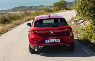 Nowy Seat Leon już na drodze — zdjęcie 3