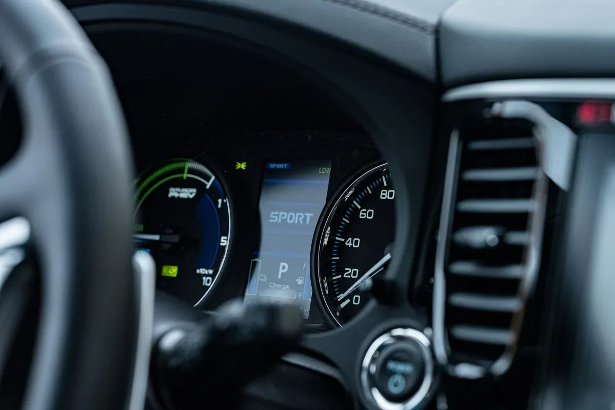 Mitsubishi Outlander PHEV