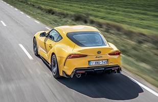 Toyota Supra na torze