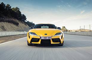 Toyota Supra na torze