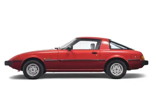 Mazda RX-7. Model z wyjątkowym silnikiem Wankla — zdjęcie 2
