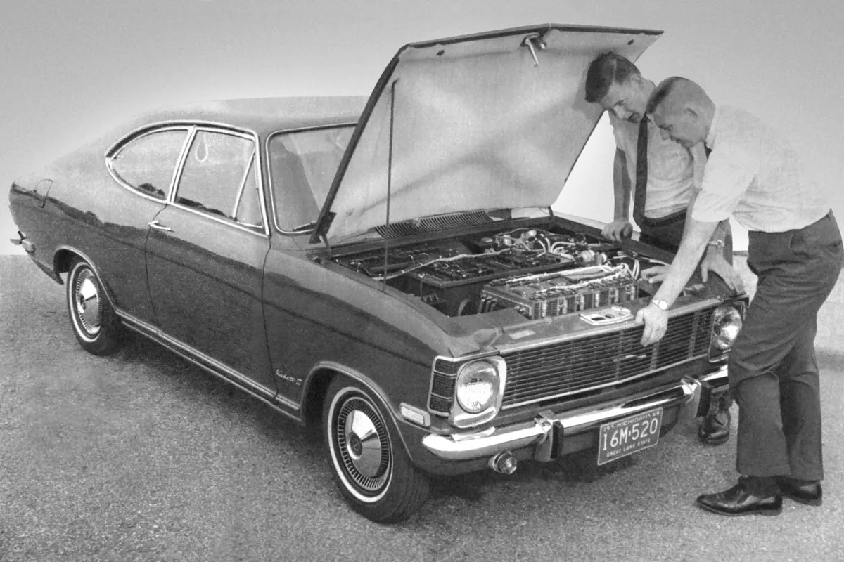 Opel Stir lec