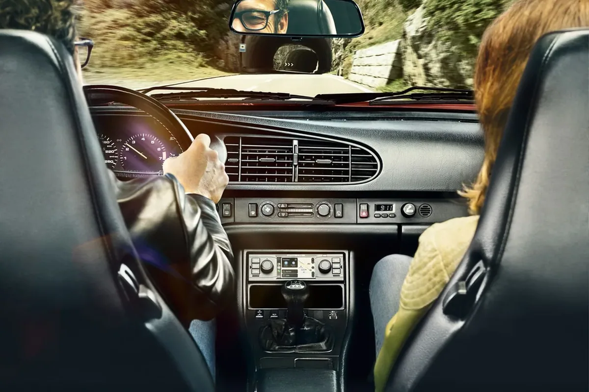 Porsche Classic Communication Management