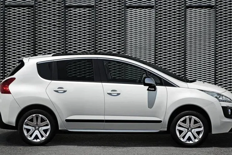 Peugeot 3008 HYbriD4