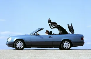 Mercedes E coupe i kabriolet - historia — zdjęcie 2