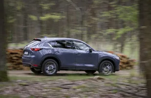 Odświeżona Mazda CX-5 już w sprzedaży — zdjęcie 3